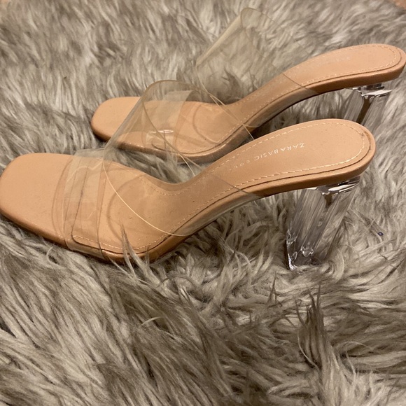 Zara Heeled Sandal - Picture 3 of 4